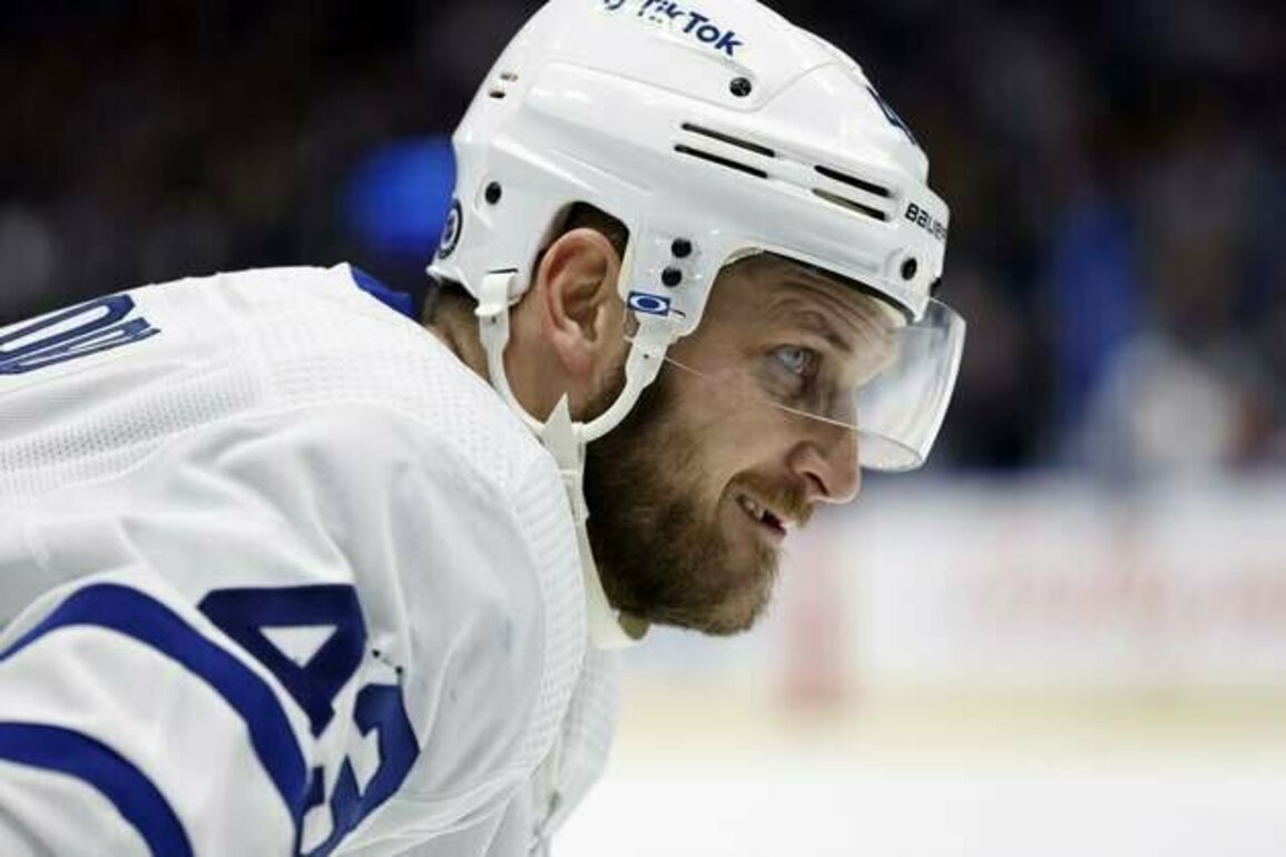 Kyle Clifford retires after 13 NHL seasons, joins Leafs' front office