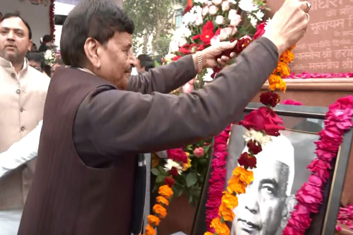 "Voice of farmers and poor", SP Leader Shivpal Yadav on former PM Chaudhary Charan Singh