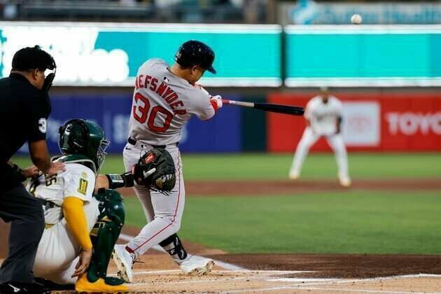 Red Sox, with bats and pitching rolling, seek sweep of A's