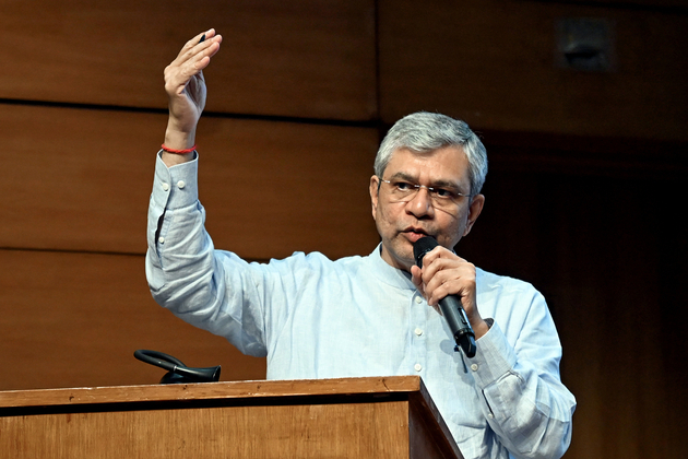 Over 50 lakh employees, 68 lakh pensioners to benefit from Centre's decision to hike DA, Dearness Relief