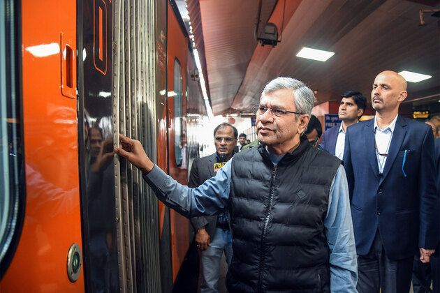 PM Modi is giving West Bengal gift of over one dozen new trains: Ashwini Vaishnaw