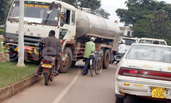 Tyre bursts becoming major cause of accidents-Police Tyre bursts becoming major cause of accidents-Police