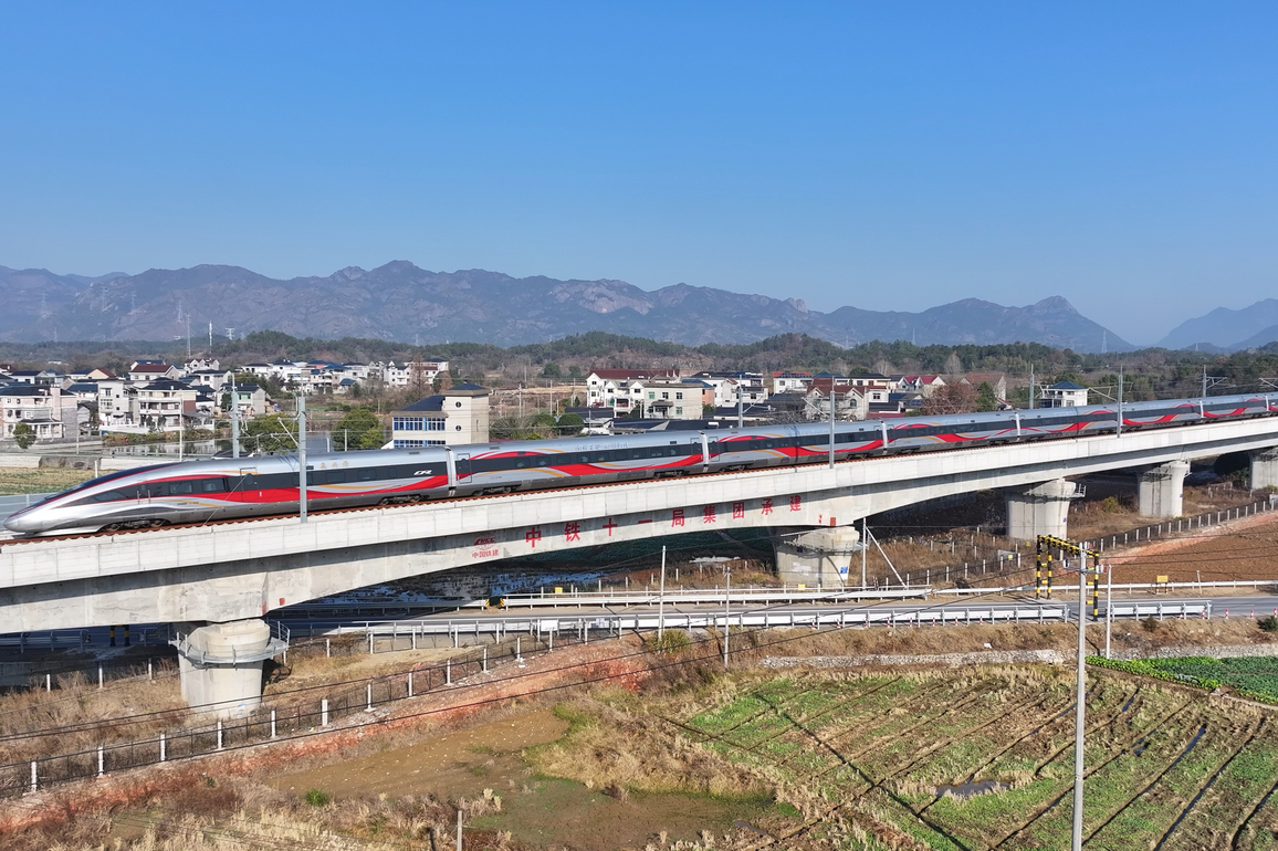 (ZhejiangPictorial) CHINA-ZHEJIANG-HIGH-SPEED RAILWAY-OPERATION (CN)