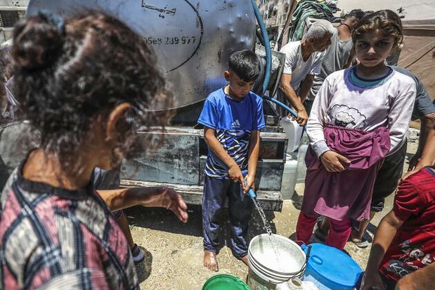 UN humanitarians say Gaza fuel shortage shuts off water pumps, threatens functioning of hospitals