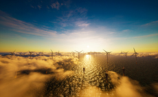 Wind and solar generate more electricity than gas globally for first time