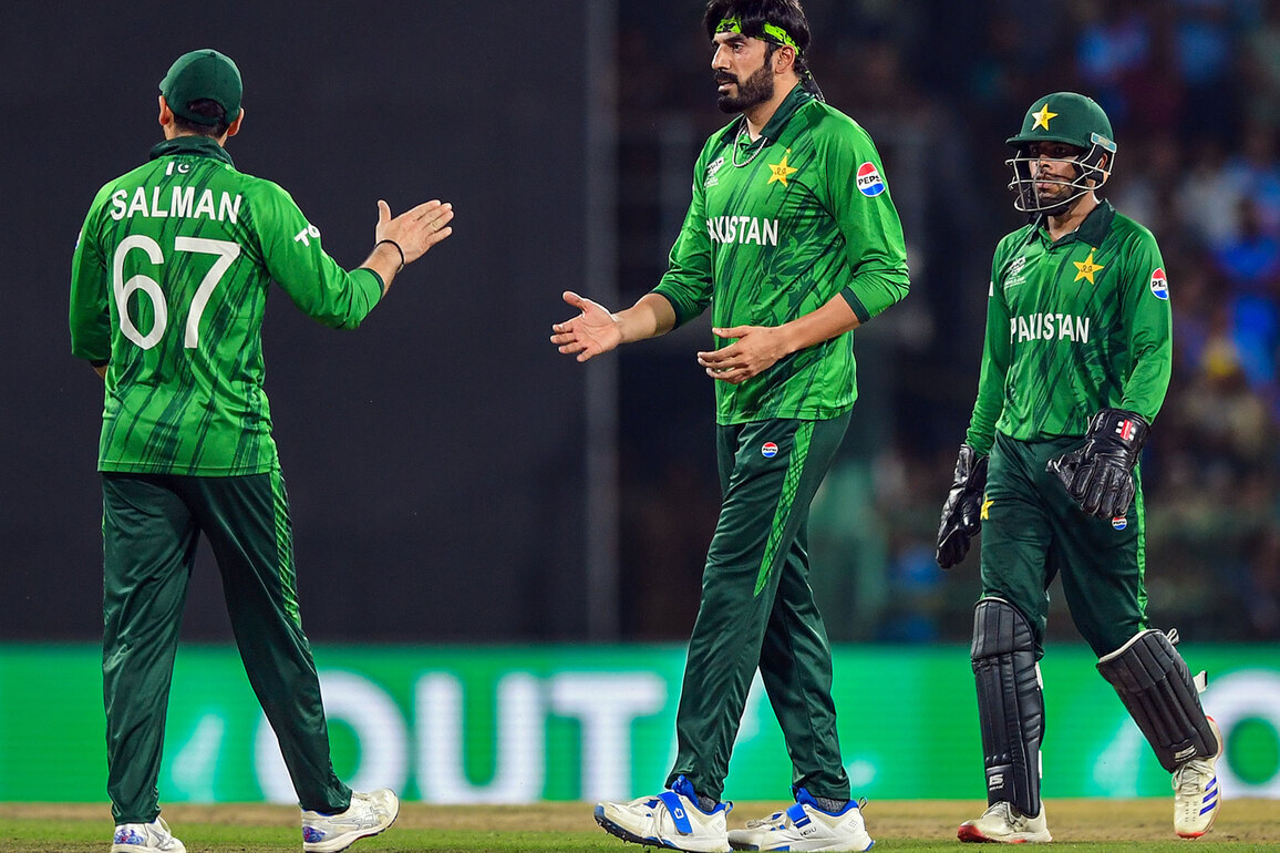 T20 WC: Pakistan win toss, choose to bat first against New Zealand in Super 8 clash