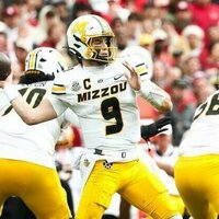 Missouri looking to sustain drives against skidding Arkansas