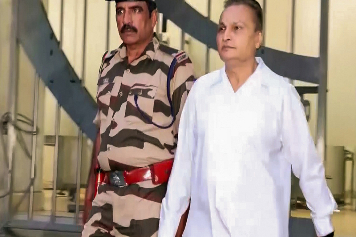 CBI questions Anil Ambani in connection to Rs 2929 cr bank fraud case