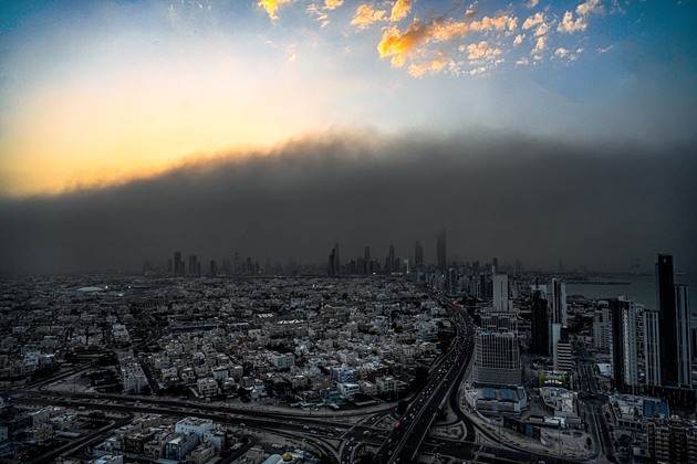 KUWAIT-KUWAIT CITY-DUST STORM