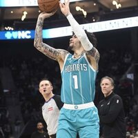 Hornets use the deep ball to sink Wizards