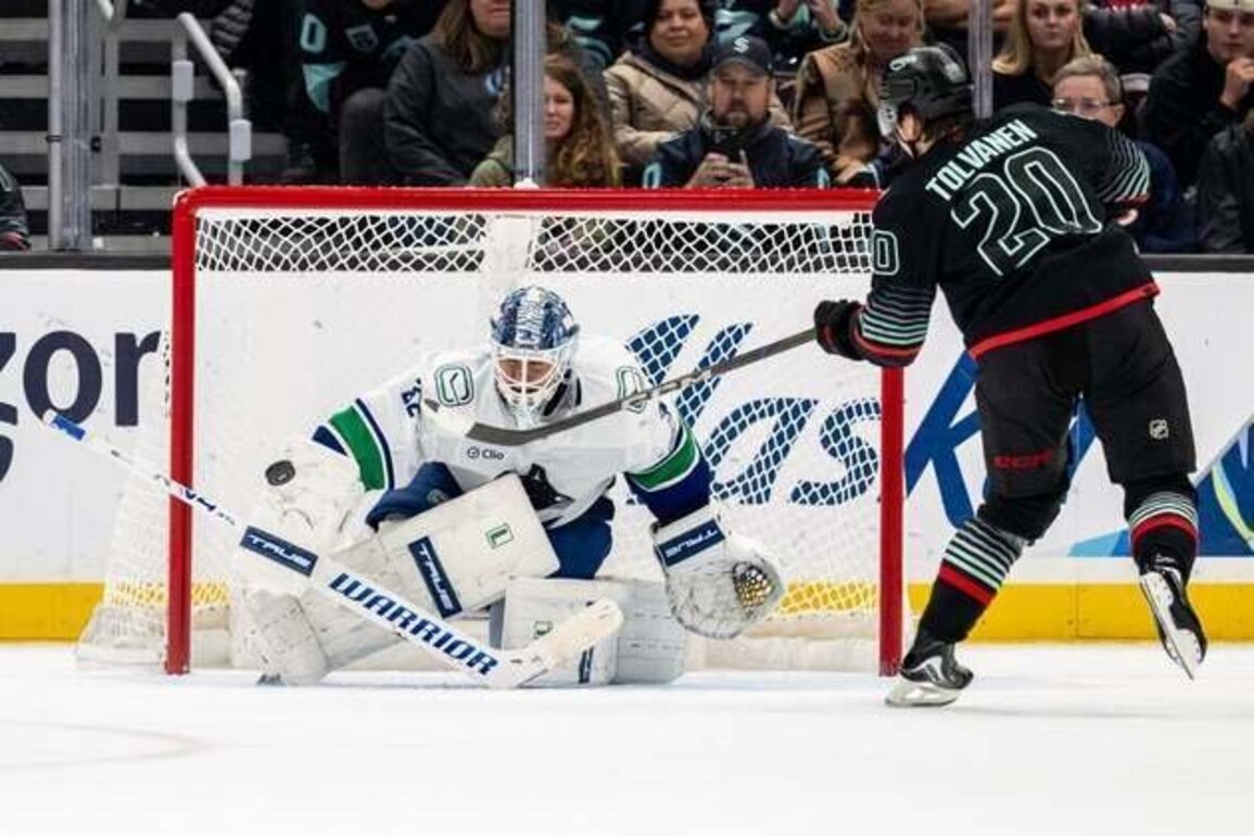 Canucks G Kevin Lankinen stops Kraken, stays perfect in shootouts