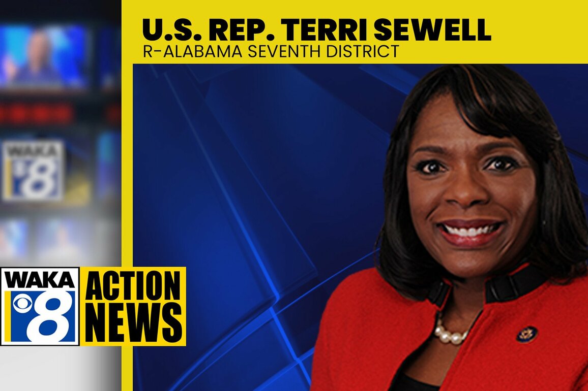 U.S. Rep. Terri Sewell helps introduce bipartisan legislation to address doctor shortage - WAKA 8
