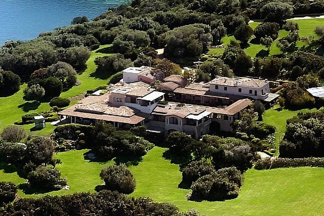 Berlusconi&#039;s villa put on sale for over $500 million FT