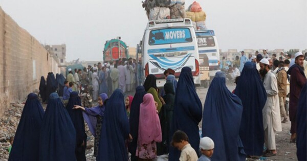 Afghan returnees decry harsh deportations from Iran, Pakistan, seek urgent aid in Kabul