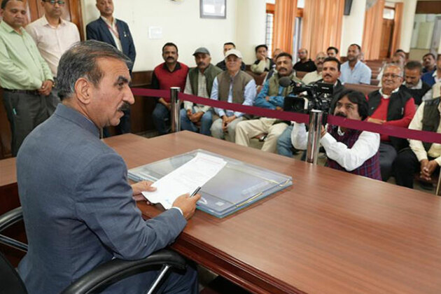 Himachal Pradesh: Kotkhai delegation demands complete ban on Turkish apples
