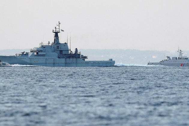 France shoots down Britain&#039;s idea to fix Channel migrant crisis