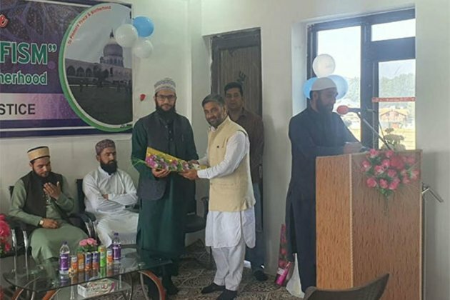 Youth-oriented Kashmiri organisation holds Sufi Conference on famous saint's role for restoring peace, brotherhood in J-K