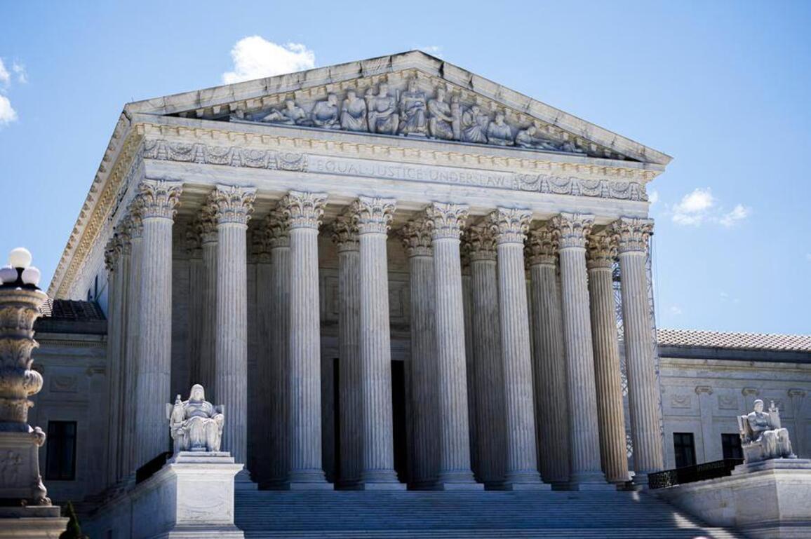 Experts, media welcome U.S. Supreme Court ruling against Trump's tariff policy, cautioning uncertainty