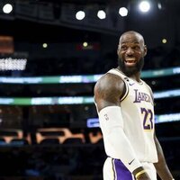 Luka Doncic, LeBron James, Lakers too much for Kings