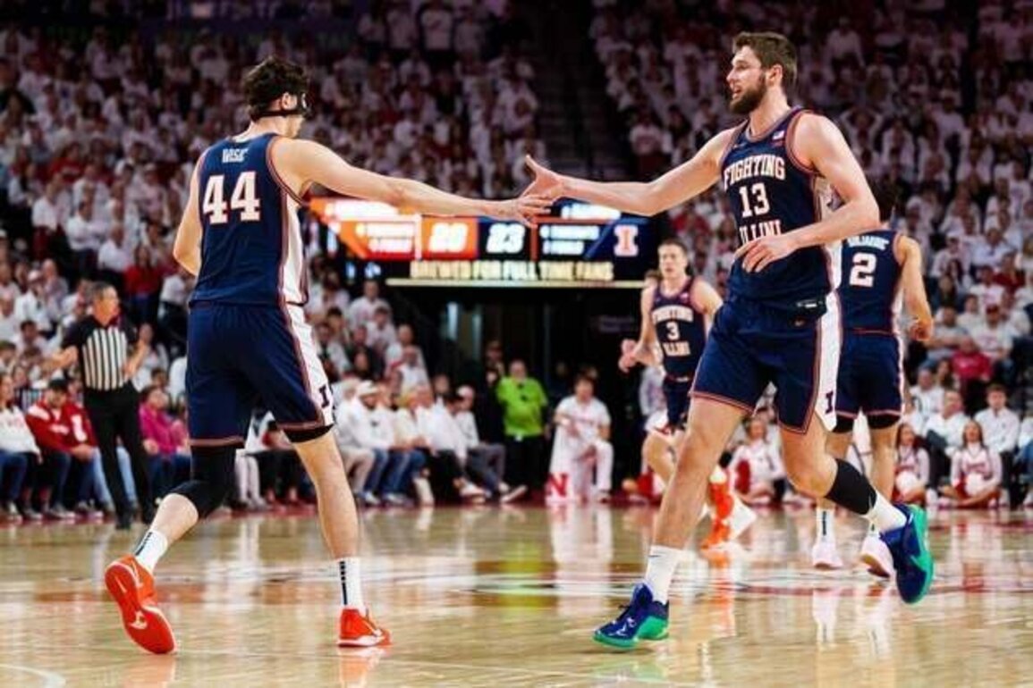 No. 9 Illinois rallies past No. 5 Nebraska with big 2nd half