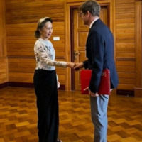 Myanmar leader Aung San Suu Kyi meets Red Cross official in detention