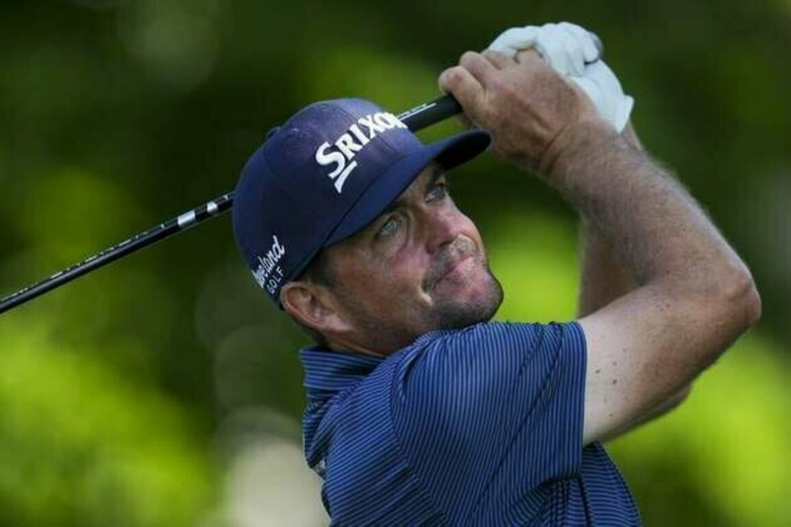Golf Glance: PGA's final playoff push; LPGA major hunting in Wales