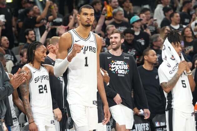 Spurs aim to keep rolling in West semis as Wolves' chances improve