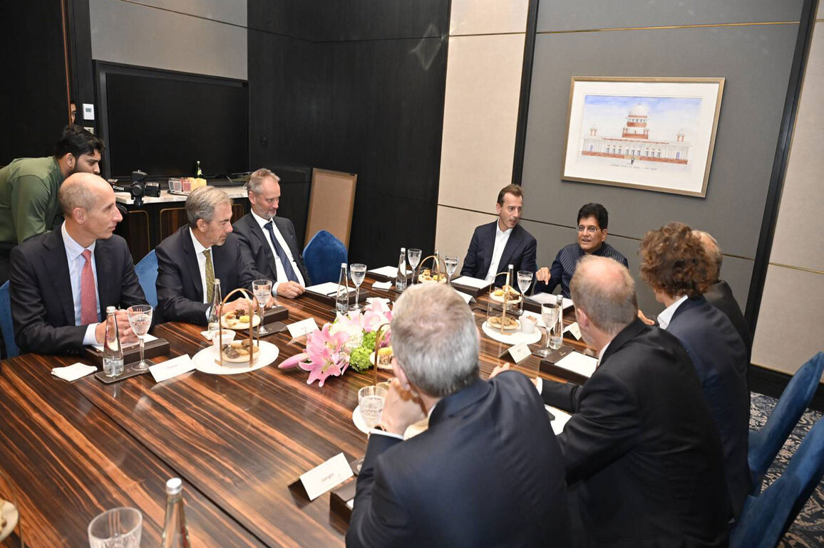 Piyush Goyal discusses opportunities in aviation sector with Airbus Chairman Rene Obermann