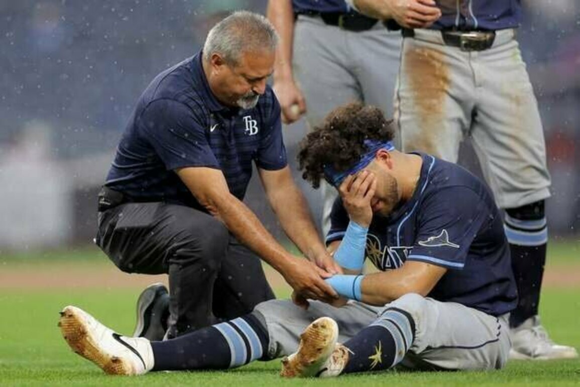 Rays lose Jonathan Aranda, Yandy Diaz, Chandler Simpson vs. Yankees