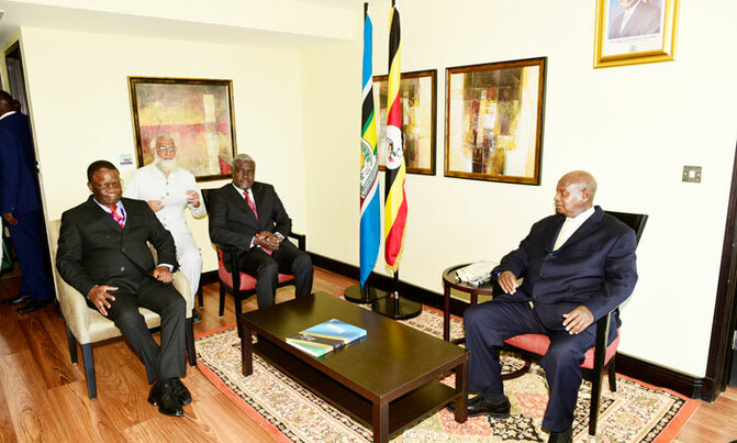 Museveni, AU commission boss discuss peace Museveni, AU commission boss discuss peace