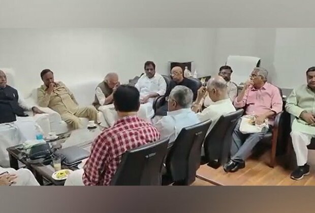 Budget session: Opposition parties hold meeting at Mallikarjun Kharge's office