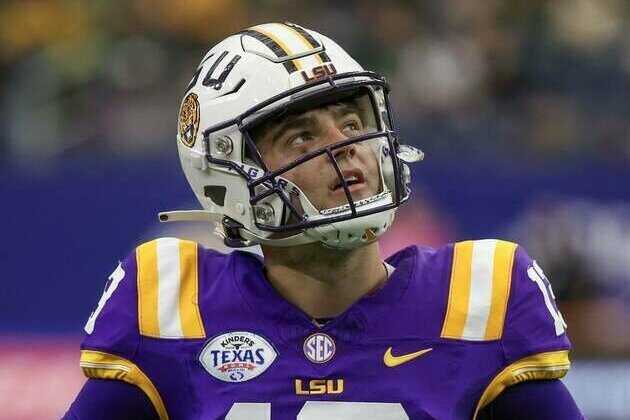 LSU QB Garrett Nussmeier managing minor knee injury