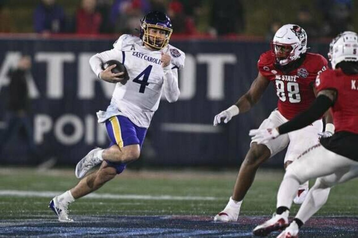East Carolina, NC State to renew heated in-state rivalry