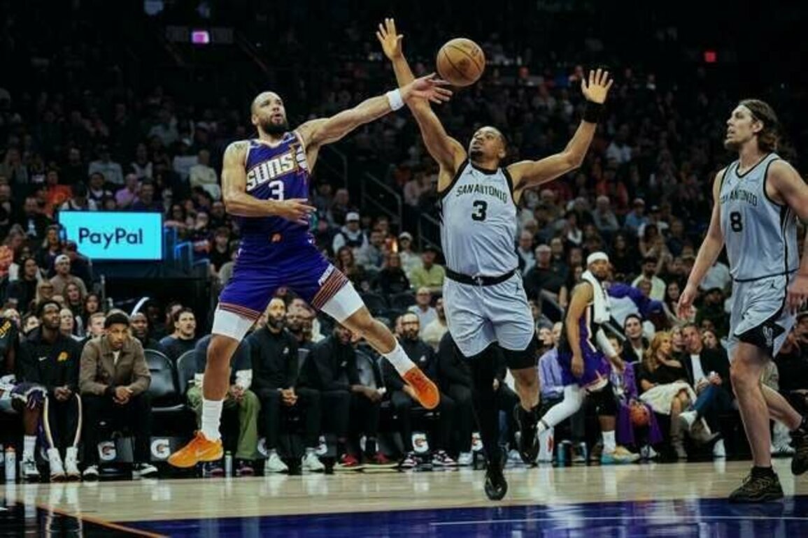 Dillon Brooks, Devin Booker combine for 49 points as Suns win 3rd straight
