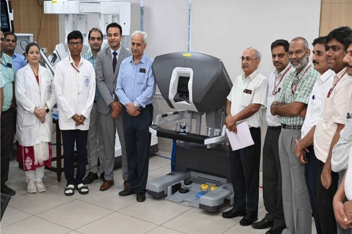 AIIMS Delhi inaugurates state-of-the-art 'Da Vinci Surgical Robot' to strengthen training in robotic surgery
