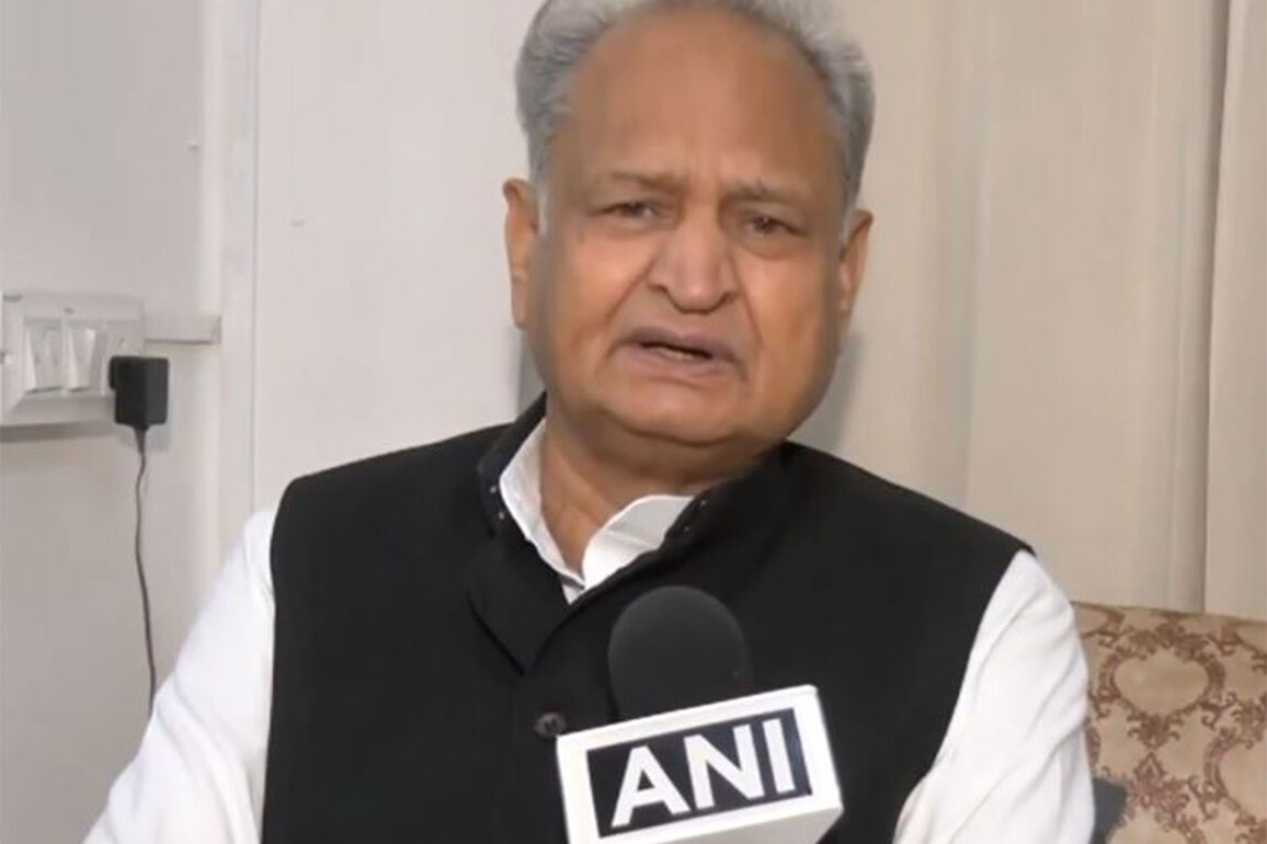 "Nitish Kumar is aware that he will not become CM this time": Congress leader Ashok Gehlot