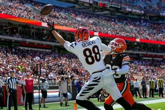 Bengals' Trey Hendrickson (hip) questionable vs. Steelers