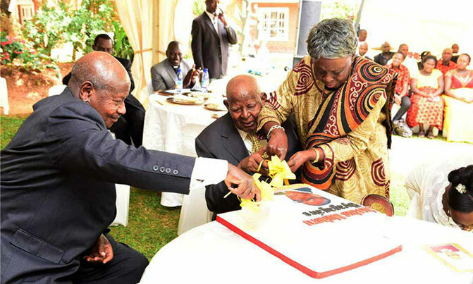 Museveni pays tribute to former minister Byagagaire Museveni pays tribute to former minister Byagagaire