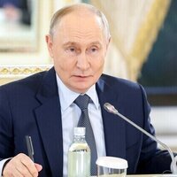 Putin speaks at SPIEF: Live Updates