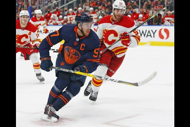Connor McDavid's hat trick powers Oilers past Flames