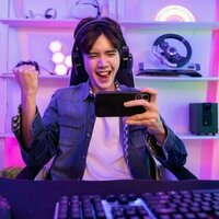 Mengapa kita kecanduan main 'game'?