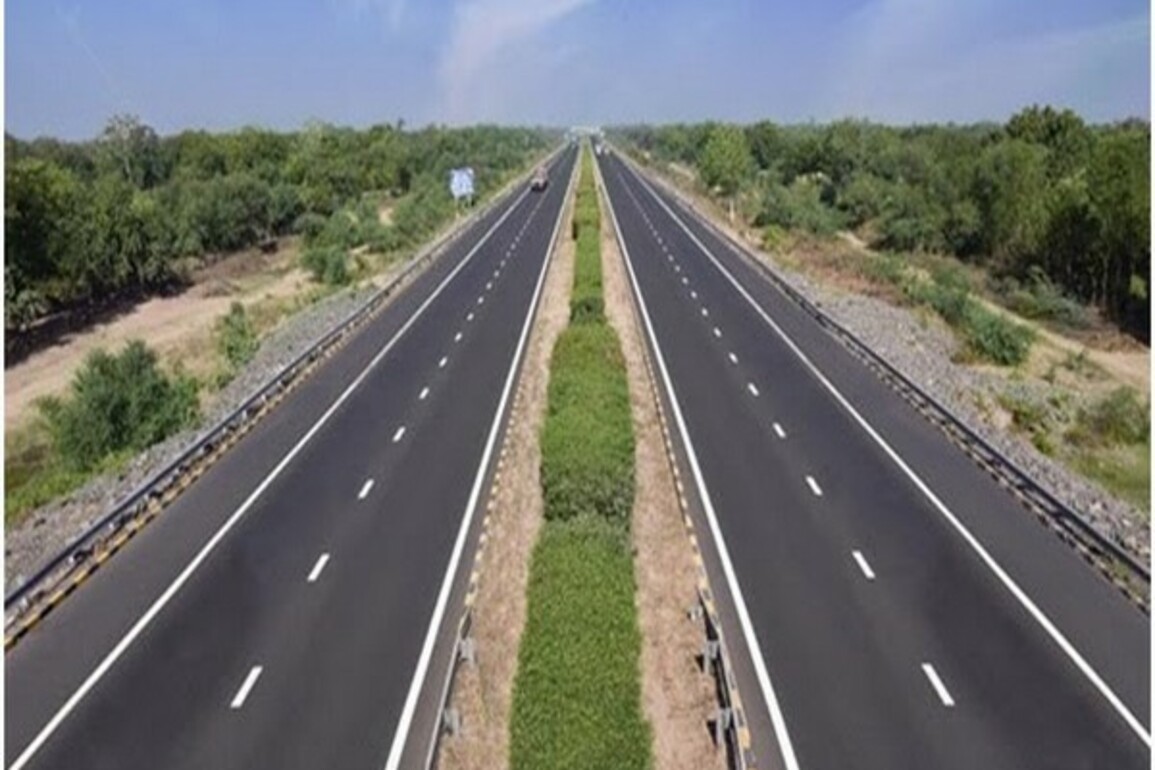 Uttar Pradesh sets two world records in road construction within 24 hours