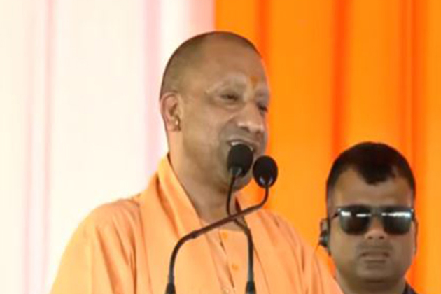UP: During opposition govts' tenure, neither daughters nor businessmen were safe; now only rioters are unsafe, says CM Yogi