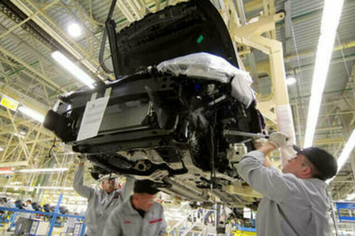 Russian carmaker to start production at former Nissan plant
