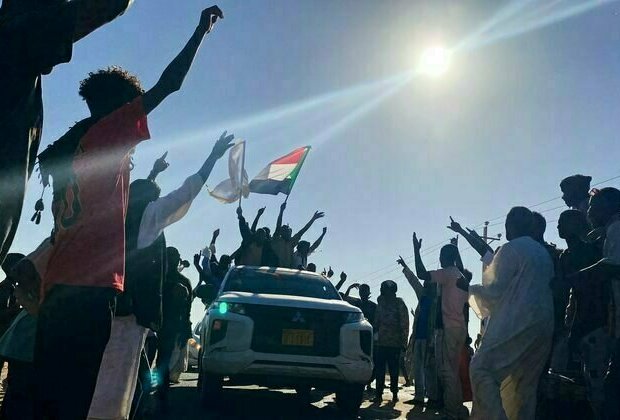 Sudan war: ethnic divisions are being used to cover up army failures - peace scholar