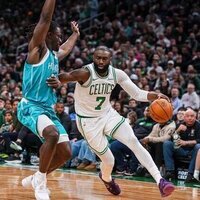 Jaylen Brown helps Celtics snap Hornets' win streak at 4