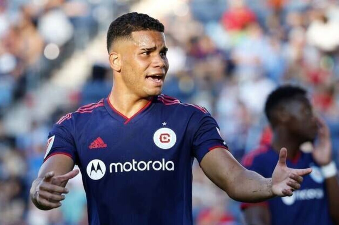 Rapids acquire D Miguel Navarro on loan for 2026