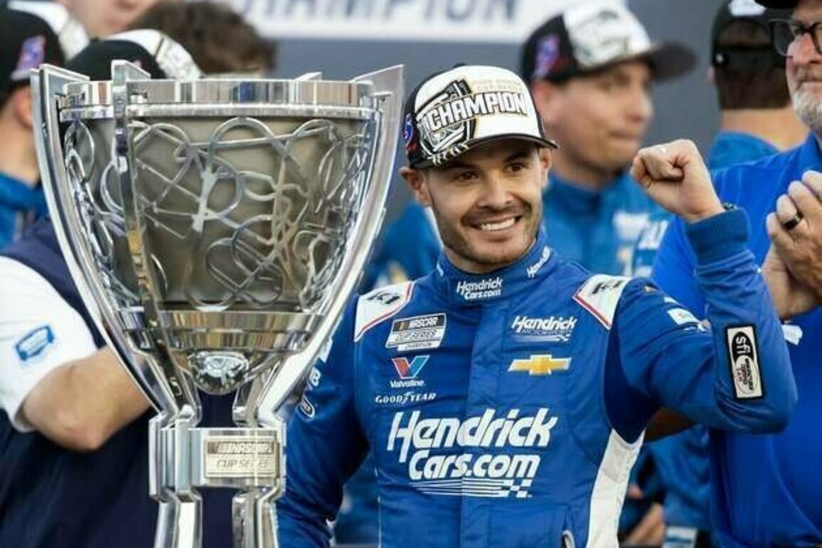 NASCAR fetes Kyle Larson at annual awards ceremony