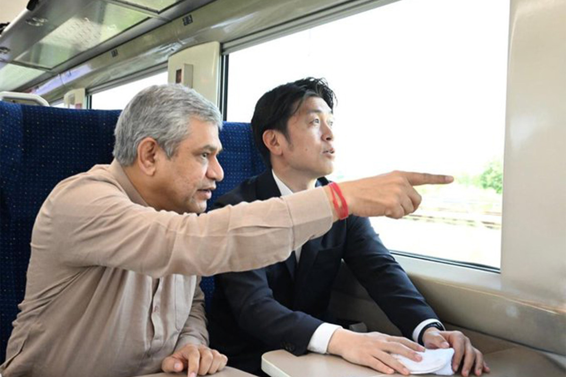Railway Minister Ashwini Vaishnaw, Japanese counterpart review progress at Surat high-speed rail site