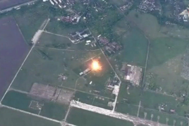 Russian military strikes Ukrainian drone launch site (VIDEO)